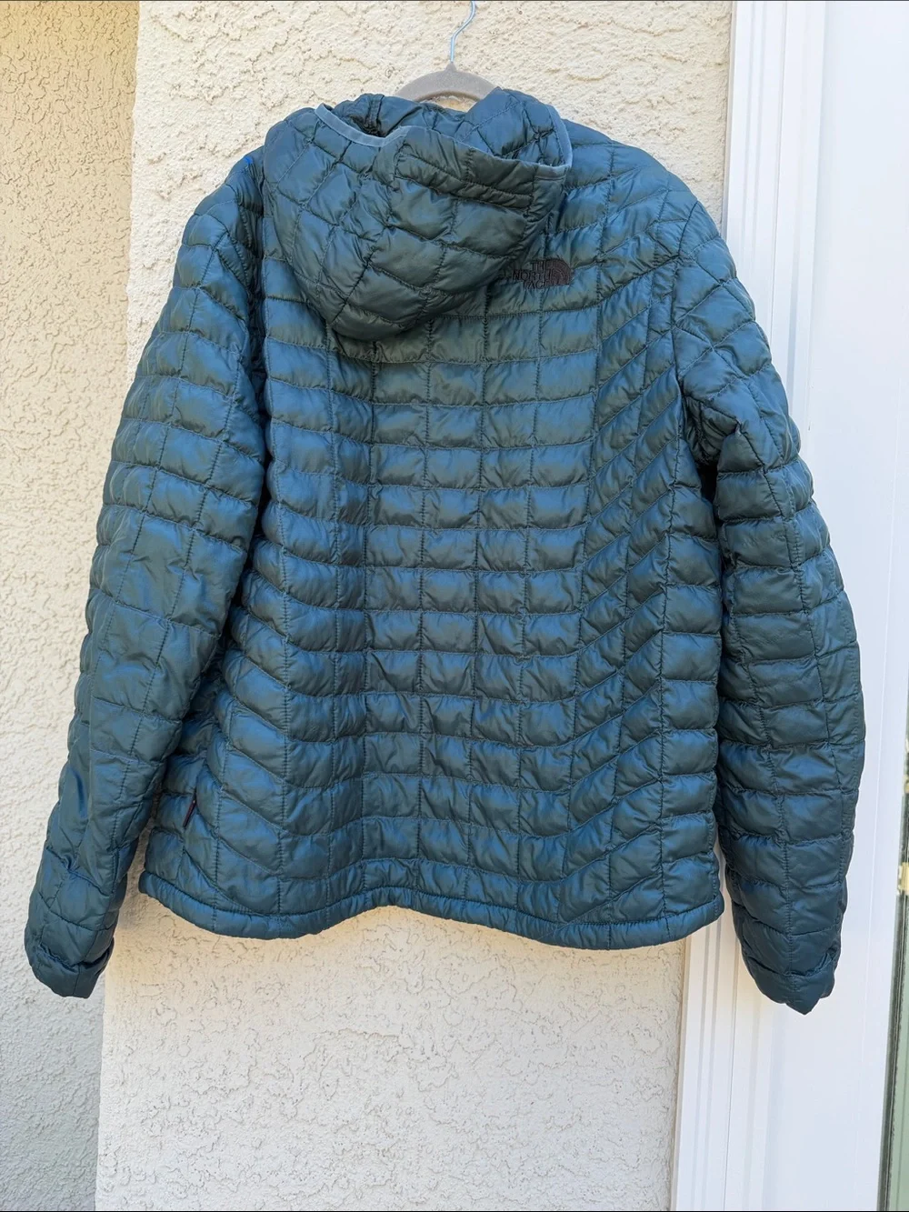 The Northface Men's Thermoball Hooded Jacket Teal Green Size L